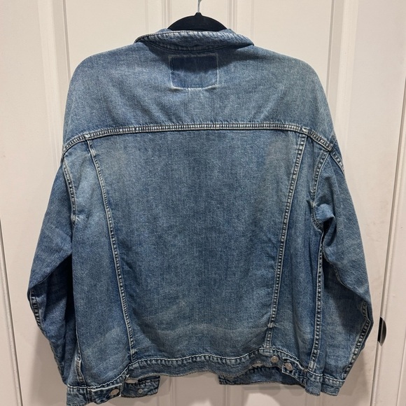 American Eagle Jean Jacket size M - Picture 2 of 4